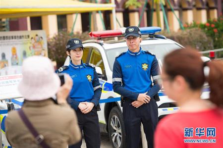 澳门“旅游警察”亮相